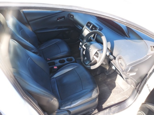 Image of 2016 Toyota PRIUS-51