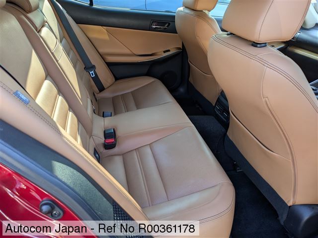 Image of 2014 LEXUS IS300h