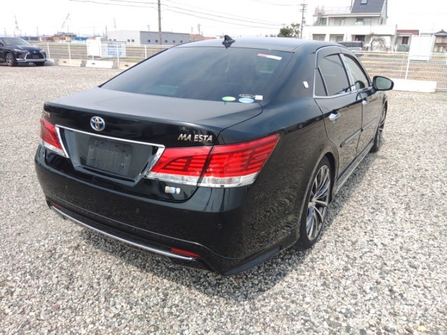 Image of 2013 Toyota CROWN MAJESTA