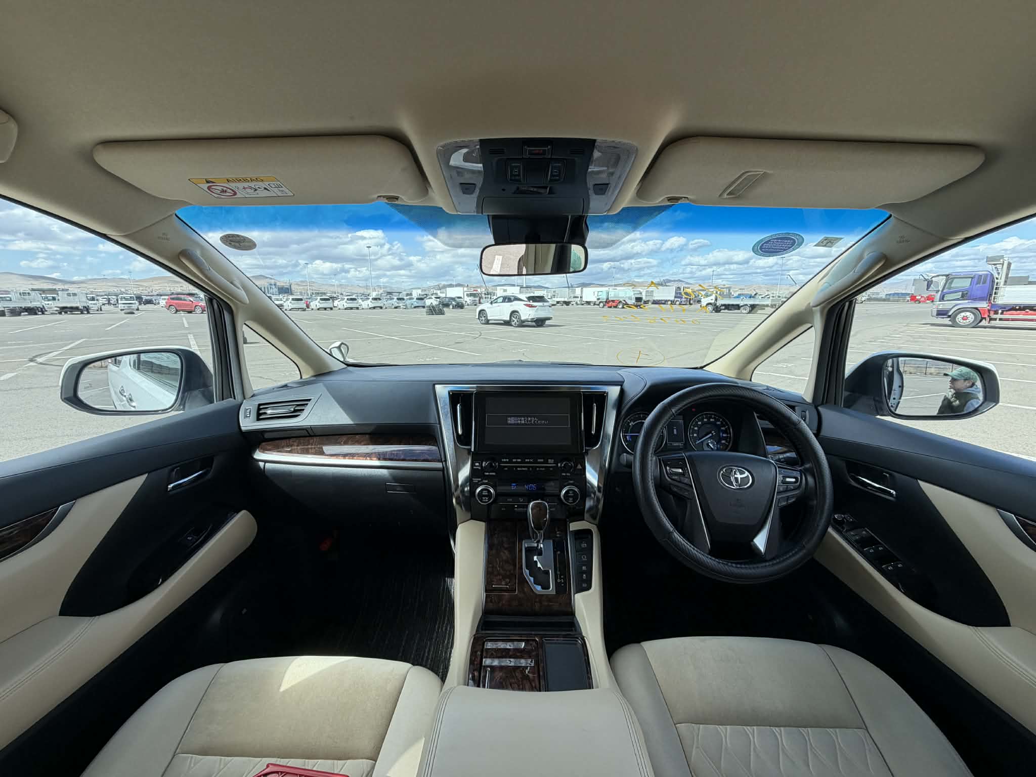 Image of 2018 TOYOTA ALPHARD