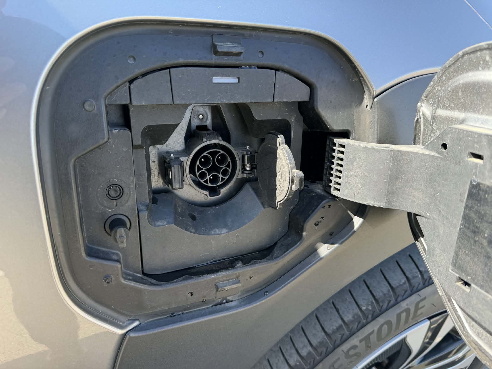 Image of 2023 TOYOTA BZ4X